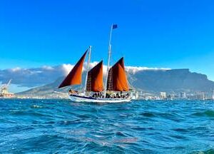 1 Hour Cruise and Lunch at Quay Four Restaurant (Spirit of Victoria)